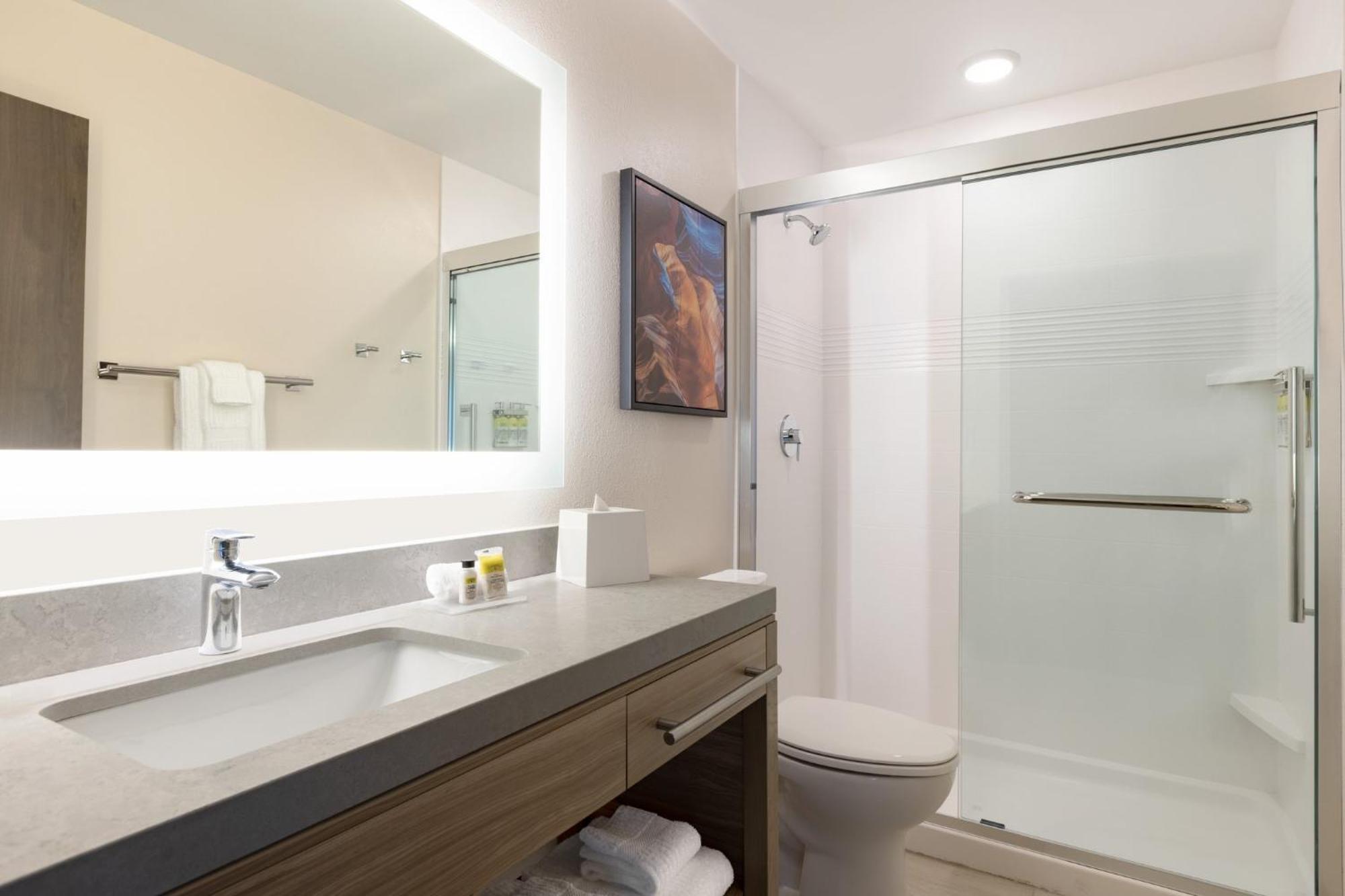 Candlewood Suites Perry-National Fairground Area By Ihg Ngoại thất bức ảnh