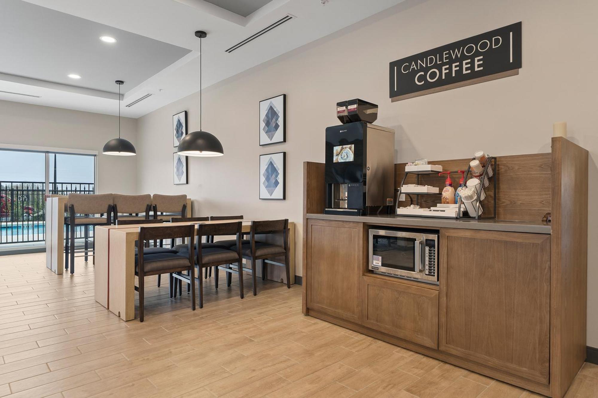 Candlewood Suites Perry-National Fairground Area By Ihg Ngoại thất bức ảnh