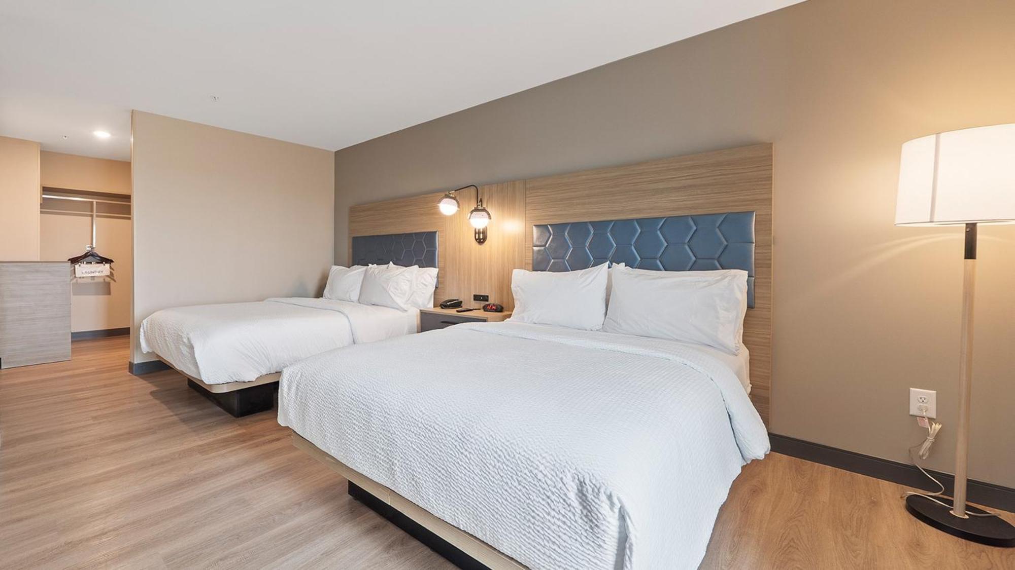 Candlewood Suites Perry-National Fairground Area By Ihg Ngoại thất bức ảnh